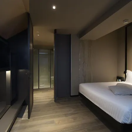 Hotel 7ba Milão