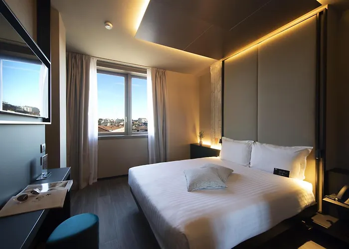 7ba Hotel
